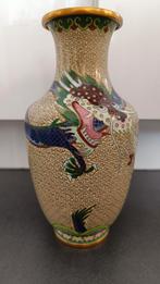 Vase cloisonné à décor de dragons., Antiquités & Art, Antiquités | Vases, Enlèvement ou Envoi