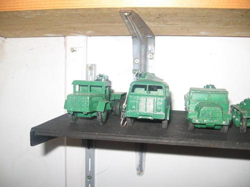Militaire autotjes 1/43, Verzamelen, Militaria | Algemeen, Landmacht, Miniatuur of Beeldje, Verzenden