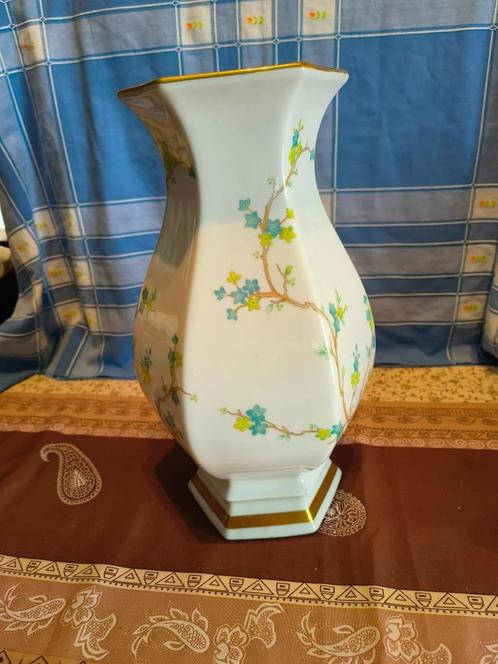 Witte Bavaria vaas met plantenmotief, Antiek en Kunst, Antiek | Vazen, Ophalen