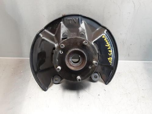 WIELNAAF VOOR Honda Civic (FK1 / 2/3) (01-2012/06-2017), Auto-onderdelen, Remmen en Aandrijving, Honda, Gebruikt