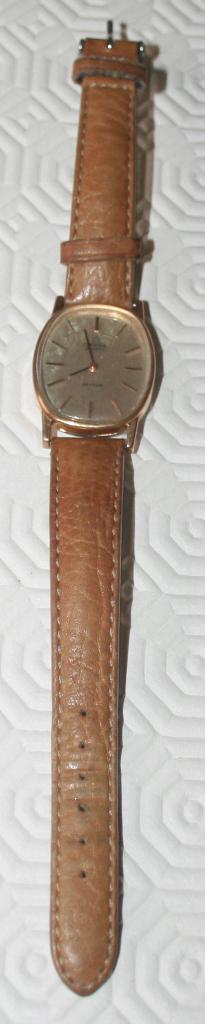 Omega De Ville Quartz – Vintage (en panne), Bijoux, Sacs & Beauté, Montres | Anciennes | Antiquités, Montre-bracelet, Omega, Avec bracelet