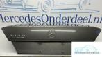 W124 Sedan Kofferdeksel kofferklep A1247502275 172, Enlèvement ou Envoi, Haillon arrière, Utilisé