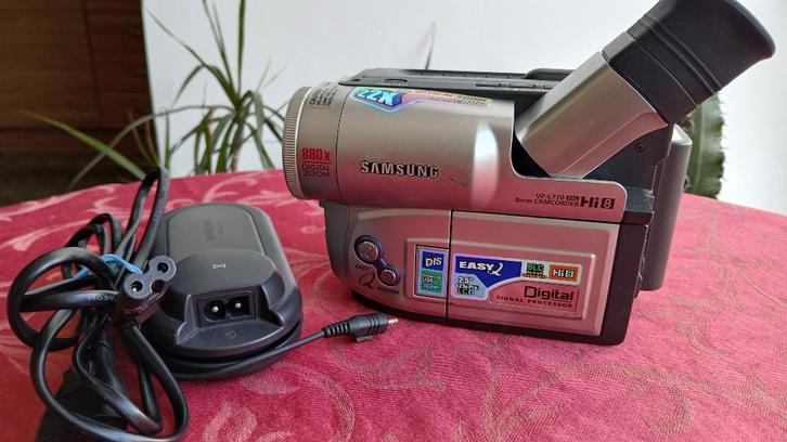 samsung VP-L770 camera hi8 video 8 parfait, TV, Hi-fi & Vidéo, Caméscopes numériques, Utilisé, Autres types, Samsung, 20x ou plus