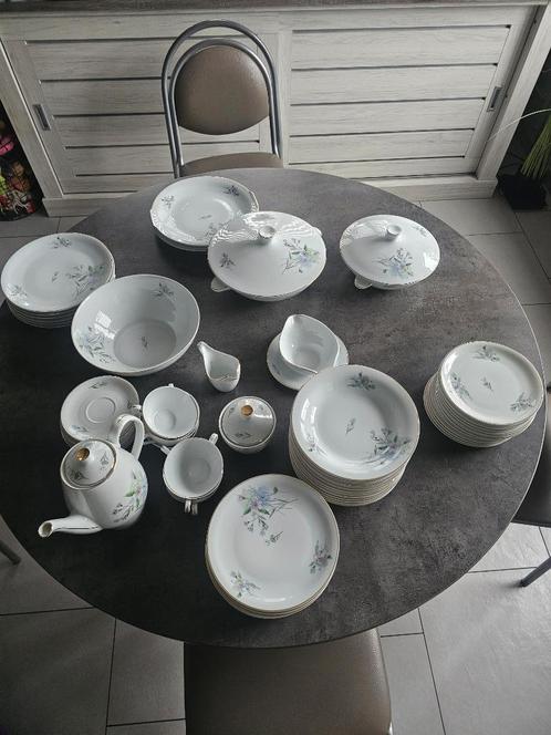 Service de table en porcelaine de Baudour "CERABEL", Antiquités & Art, Antiquités | Porcelaine, Enlèvement