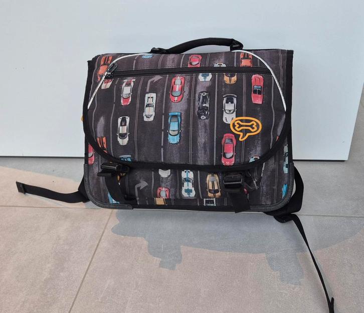 Boekentas Stones and Bones, Handtassen en Accessoires, Tassen | Schooltassen, Gebruikt, Aktetas of Boekentas, 30 tot 40 cm, Minder dan 30 cm