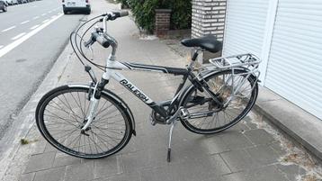 Fiets beschikbaar voor biedingen