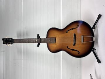 A6908. Egmond Combo Gitaar, jaren \'50 met hoes beschikbaar voor biedingen