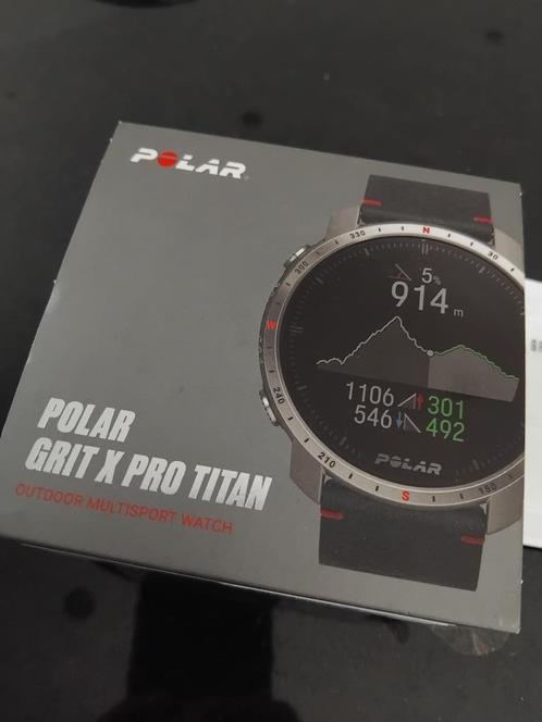 Polar grit x pro titan, Sport en Fitness, Hartslagmeters, Gebruikt, Polar, Waterdicht, Met loopsnelheid, Ophalen