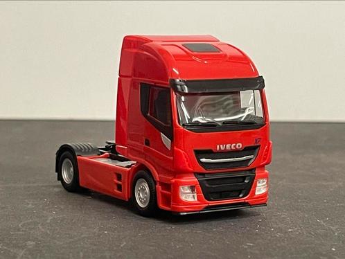 Herpa Iveco Stralis trekker rood 1/87, Hobby en Vrije tijd, Modelauto's | 1:87, Zo goed als nieuw, Bus of Vrachtwagen, Herpa, Ophalen of Verzenden