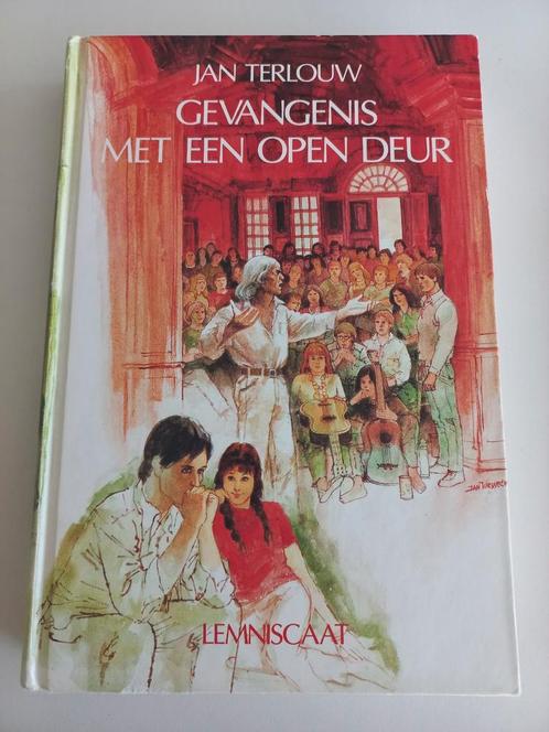 Jan Terlouw - Gevangenis met een open deur, Boeken, Kinderboeken | Jeugd | 13 jaar en ouder, Zo goed als nieuw, Ophalen
