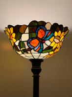 Prachtige staanlamp met vlinder 176/39, Enlèvement ou Envoi