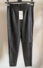 2 zwarte lederen broeken met rek, Zara, Noir, Taille 38/40 (M), Envoi