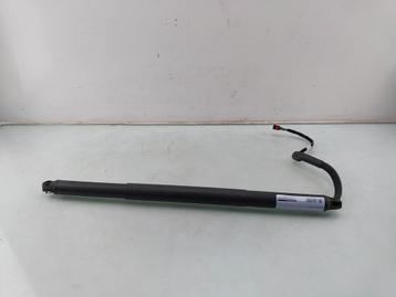 ACHTERKLEP MOTOR Tiguan (AD1) (|5NA827851A|5NA827851A905|) beschikbaar voor biedingen