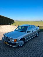 Te koop zeer fraaie w201 mercedes 190 2.5 16v, Auto's, Mercedes-Benz, 2500 cc, Achterwielaandrijving, Zwart, 4 cilinders
