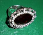 AVON: Prachtige ring, fijn, verstelbaar, Handtassen en Accessoires, Ringen, Nieuw, Ophalen of Verzenden, Dame, Rood