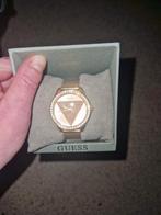 Dameshorloge guess te koop, Handtassen en Accessoires, Ophalen, Zo goed als nieuw, Guess