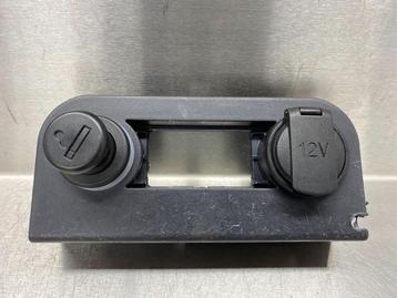 12 VOLT AANSLUITING Kia Rio III (UB) (01-2011/12-2017) beschikbaar voor biedingen