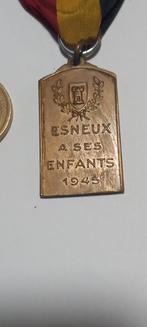 Medaille van Esneux aan zijn kinderen 1945, Verzamelen, Verzenden, Landmacht, Lintje, Medaille of Wings
