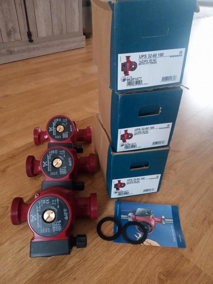 Grundfos Wilo, Bricolage & Construction, Chauffe-eau & Boilers, Enlèvement ou Envoi