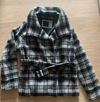 Damesjas geruit, kort model,maat Medium, Ophalen of Verzenden, Gedragen, Maat 38/40 (M)