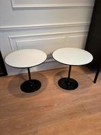 Arper bijzettafels 2stuks - Dizzie wit zwart, Huis en Inrichting, Gebruikt, Modern, Ovaal, Ophalen