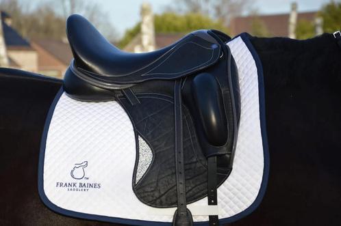 Frank Baines Operetta dressuurzadel 17,5”, Dieren en Toebehoren, Paarden en Pony's | Zadels, Zo goed als nieuw, Ophalen