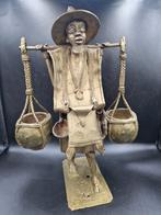 Beeld Afrikaanse waterdrager brons, Enlèvement ou Envoi, Bronze