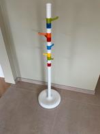 Staande kinderkapstok ikea, Ophalen, Kunststof, 100 tot 150 cm, Zo goed als nieuw