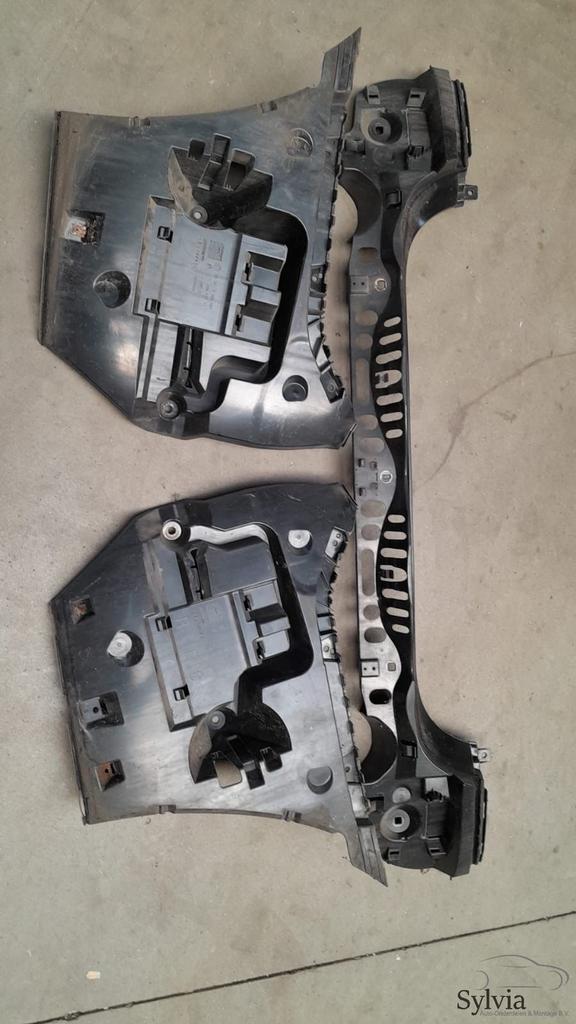 Achterbumper montageplaat set BMW 5 serie F10.51127184766 71, Auto-onderdelen, Carrosserie, Gebruikt, Ophalen of Verzenden