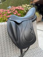17 inch dressuurzadel te koop, Dieren en Toebehoren, Paarden en Pony's | Zadels, Ophalen of Verzenden, Zo goed als nieuw