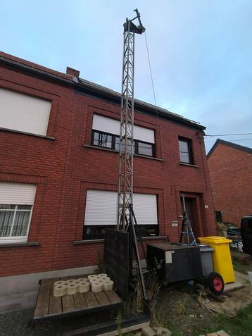 Elektrische bouwlift (230v monofase) beschikbaar voor biedingen