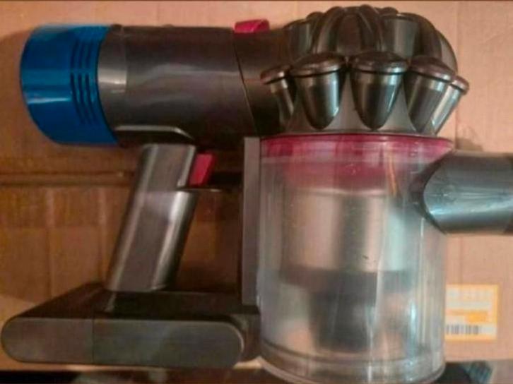 Dyson v8 Absolute en bonne état., Electroménager, Aspirateurs, Enlèvement ou Envoi