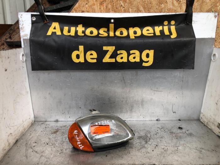 Phare droit d'un Fiat Seicento, Autos : Pièces & Accessoires, Éclairage, Fiat, Utilisé, 3 mois de garantie, Enlèvement ou Envoi