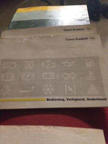 Handleiding Opel Kadett E , nederlands- en franstalig beschikbaar voor biedingen