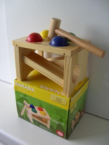 HOUTEN HAMERTJE TIK IN VROLIJKE KLEUREN NIEUW beschikbaar voor biedingen