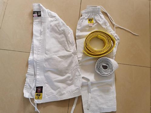 Karate outfit Budo House for child (size 120) - Like new, Sport en Fitness, Vechtsporten en Zelfverdediging, Zo goed als nieuw