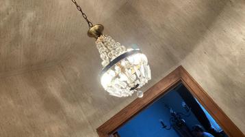 Lustre a perles beschikbaar voor biedingen
