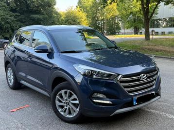Hyundai Tucson 1.6i Essence Euro 6b 1/2018 2X4 Gps Caméra beschikbaar voor biedingen