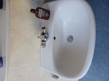 NIEUIW LAVABO/HANDWASSER/BIDET/BAD/WC/KRANEN/DOUCHE KRANEN.. beschikbaar voor biedingen