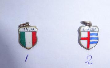 Bedels Italië Zilver met emaille 1: Italiaanse vlag 2:Wapen beschikbaar voor biedingen