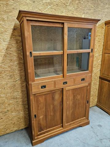 Mooie massief teakhouten vitrinekast/buffetkast 130cm (1stuk beschikbaar voor biedingen