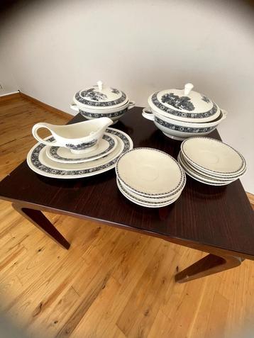  Service de table complet BOCH beschikbaar voor biedingen