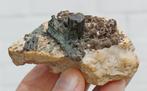 TOERMALIJN  uit Brazilie, Verzamelen, Verzenden, Mineraal
