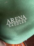 Arena dressuurzadel – 18 inch, Dieren en Toebehoren, Paarden en Pony's | Zadels, Ophalen, Gebruikt, Springen