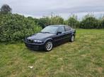 BMW316i benzine met airco cruise control camera, Voorwielaandrijving, 4 deurs, Stof, 4 cilinders