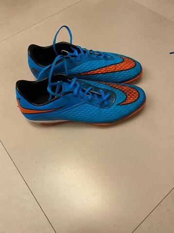 schoenen beschikbaar voor biedingen