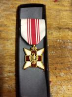 médaille de la croix rouge 2, Autres matériaux, Enlèvement ou Envoi