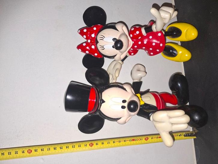 Images de Mickey et Minnie Mousse, Collections, Statues & Figurines, Comme neuf, Enlèvement ou Envoi