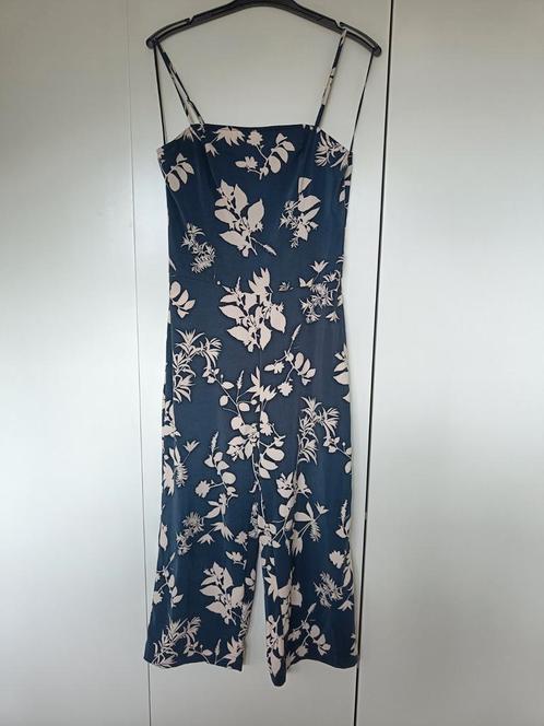 Vila - Jumpsuit met witte bloemen, Kleding | Dames, Jumpsuits, Nieuw, Maat 38/40 (M), Blauw, Ophalen of Verzenden