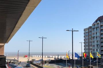 Luxe hoekappartement Heldenplein Knokke-Heist  beschikbaar voor biedingen